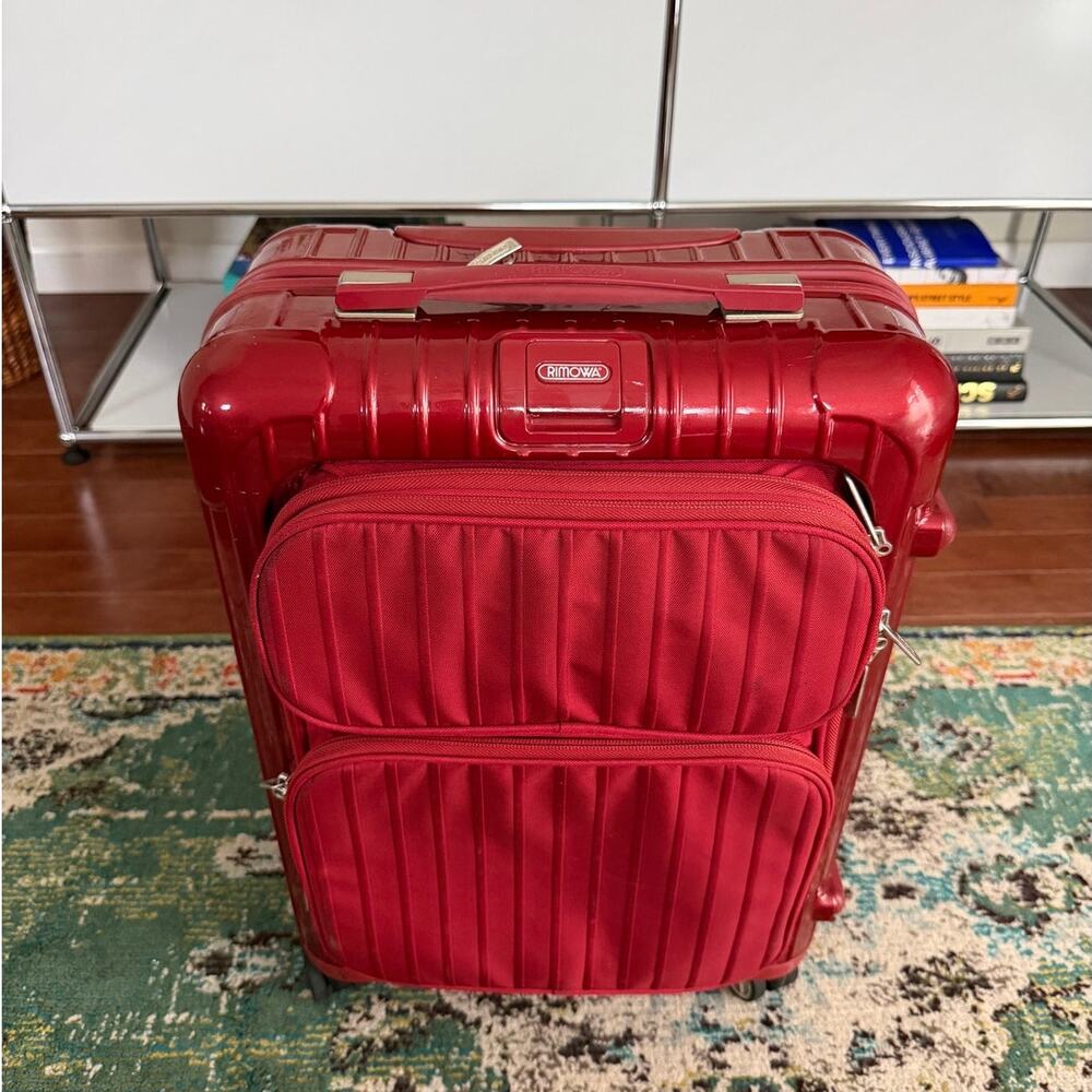 Rimowa Salsa Deluxe Hybrid Cabin Carry-On Luggage